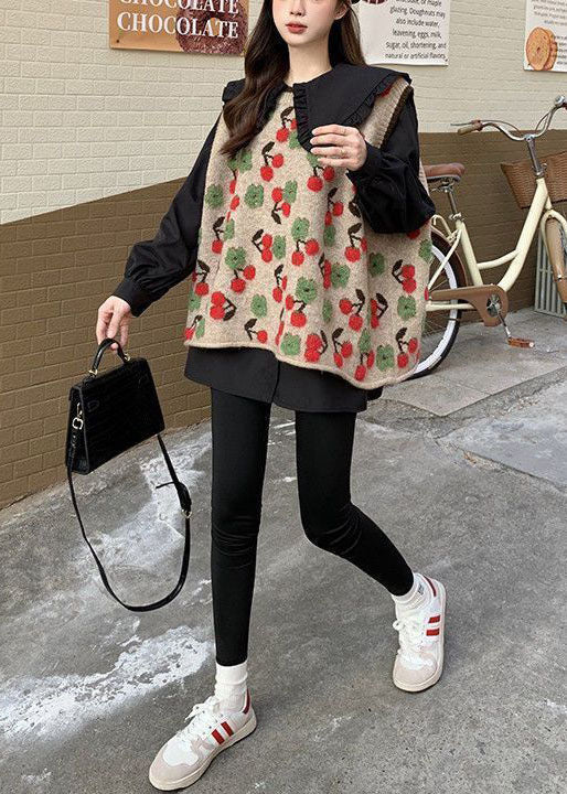 Modernes, übergroßes, rotes, kirschrotes Jacquard-Strick-Westentop für den Winter