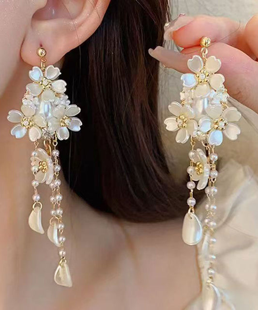 Modern White Copper Alloy Floral Tassel Drop Earrings