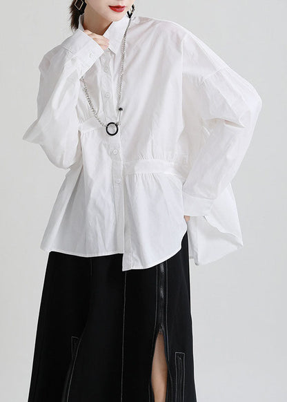 Modernes weißes PeterPan-Kragen-Knopf-Patchwork-asymmetrisches Design Herbst-Top mit langen Ärmeln