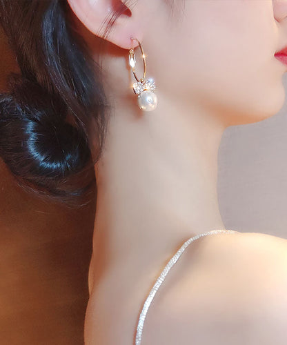 Pendientes modernos de plata de ley blanca con circonitas y perlas