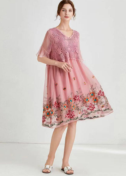 Moderne schwarze V-Ausschnitt Hollow Out Spitzenkleider Frühling