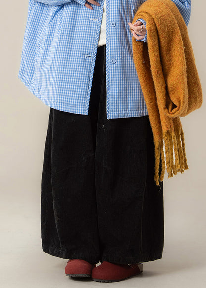 Pantalones anchos de pana de cintura alta y color negro natural para primavera.