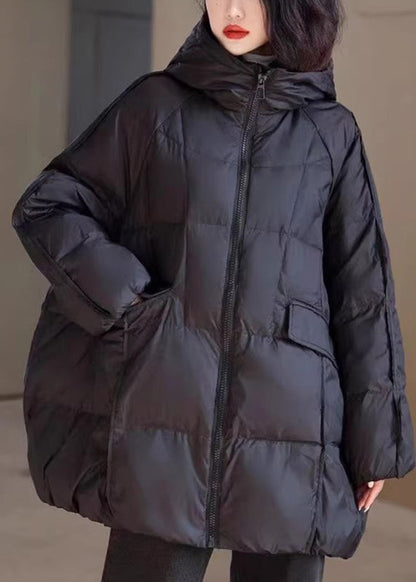 Naturfarbene schwarze Steppjacke mit Stehkragen, Taschen, Kapuze und Kapuze für den Winter
