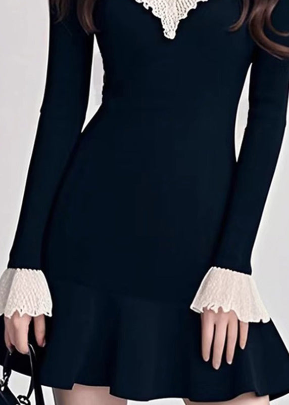 Vestido de punto con cuello en V y patchwork en color negro natural para primavera