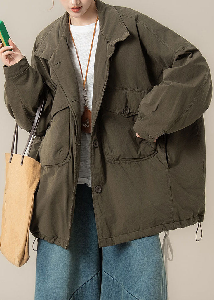 Parka de invierno con botones y cordón y cuello Peter Pan en color verde natural