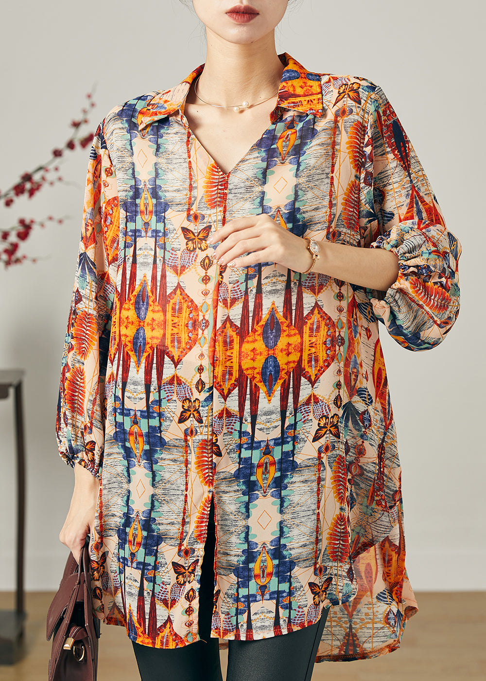 Natürlicher orangefarbener Druck, seitlich offen, Chiffon-Top für den Sommer