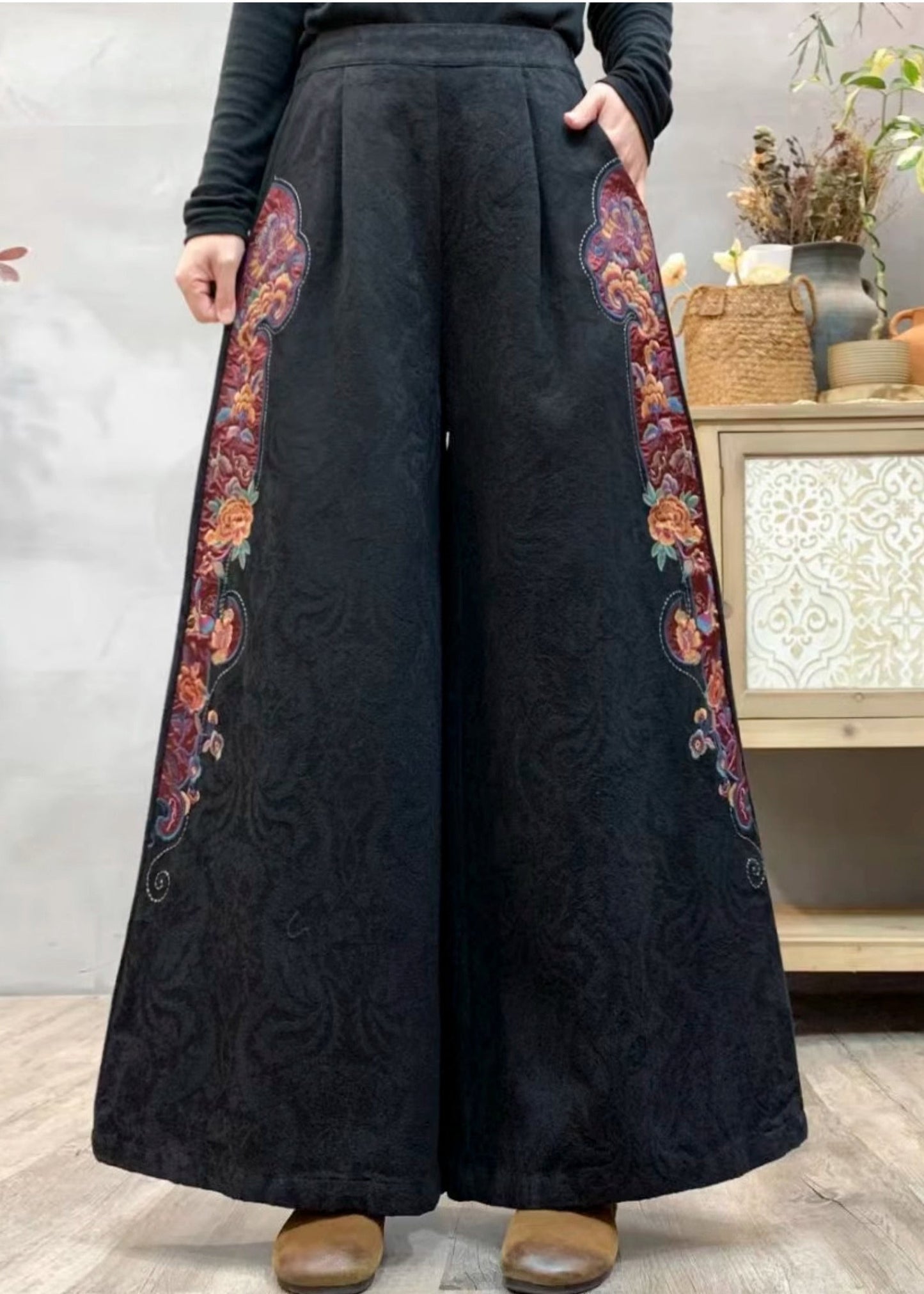 Natural Red Embroidered Jacquard Linen Straight Pants Spring