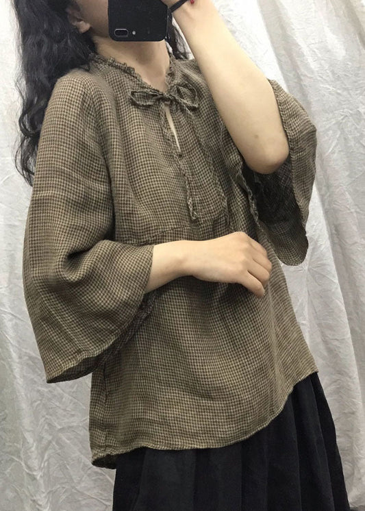 Natürliche rote Blusentops mit Rüschen und Karomuster und ausgestellten Ärmeln