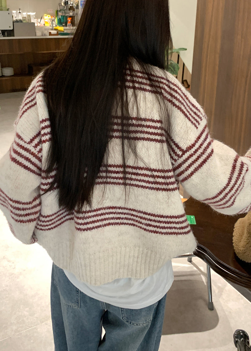 Naturrot gestreifter Rundhals-Strickcardigan aus Baumwolle mit langen Ärmeln