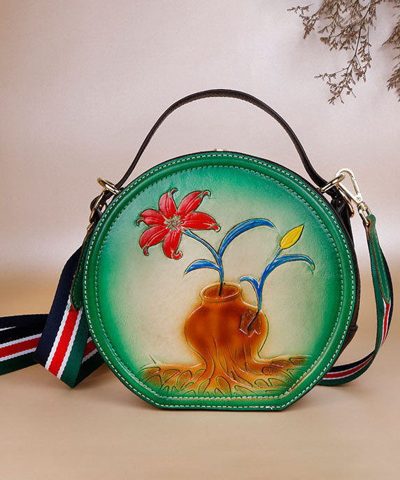 Handtasche aus Kalbsleder mit Prägung in Naturgelb