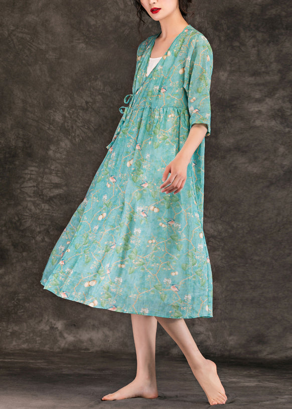 Leinenkleidung mit natürlichem grünem Aufdruck, stilvoller Ausschnitt mit V-Ausschnitt und Taillenbund, knielange Sommerkleider