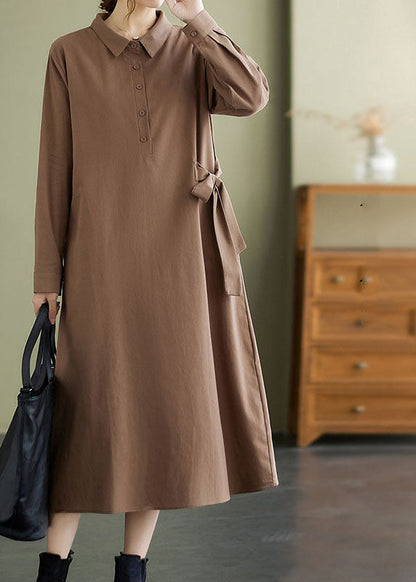 Marineblaues Baumwoll-Urlaubskleid mit Bindegürtel und langen Ärmeln