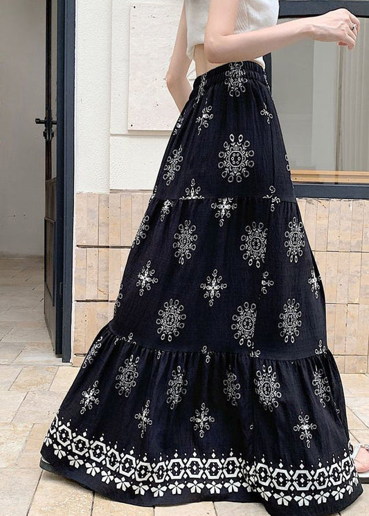 Neue schwarze A-Linien-Röcke mit Print für den Sommer