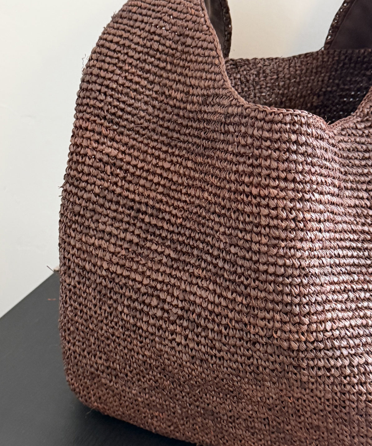 New Coffee Colored Straw Woven Large Capacity Shoulder Bag