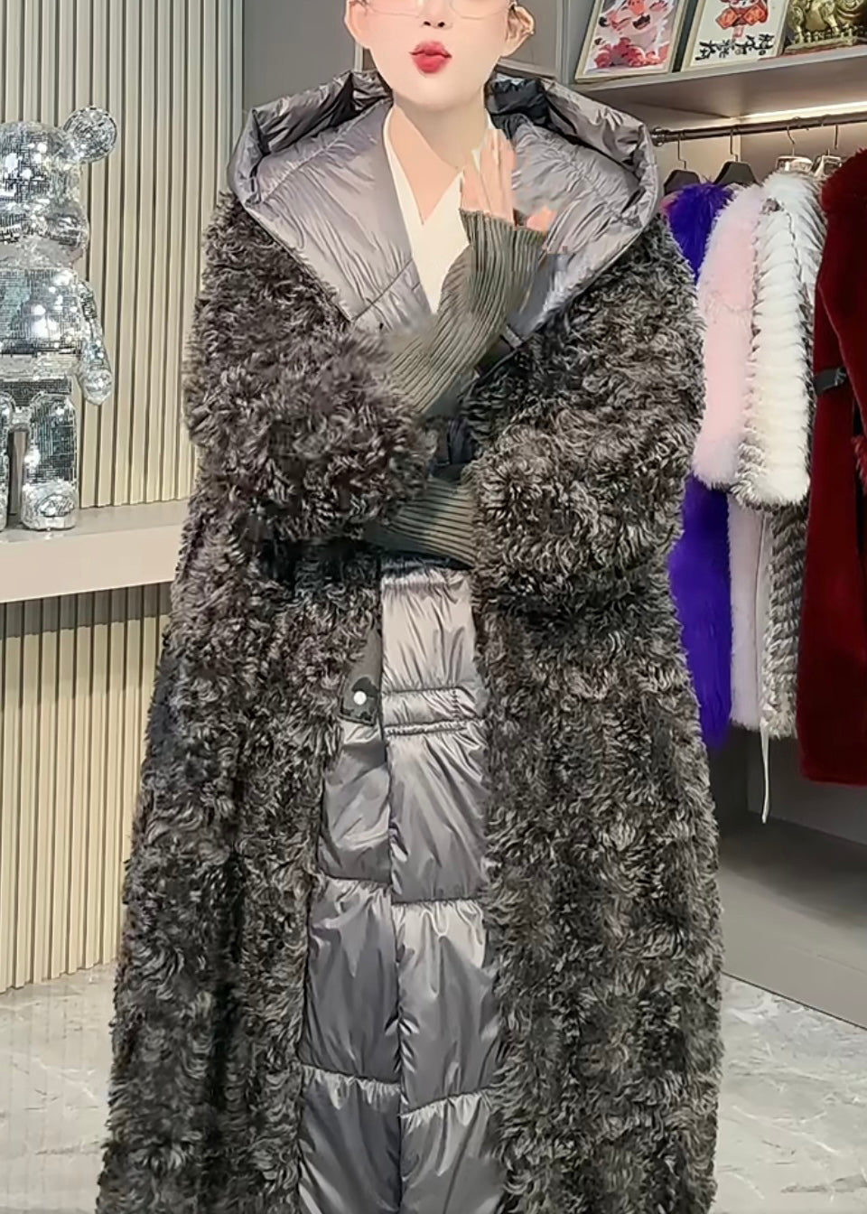 New Dark Gray Original Design Patchwork Leather And Fur Coats