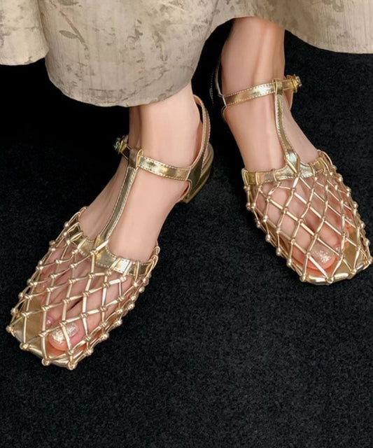 Neue französische Sandalen mit ausgehöhltem Schnallenriemen in Gold