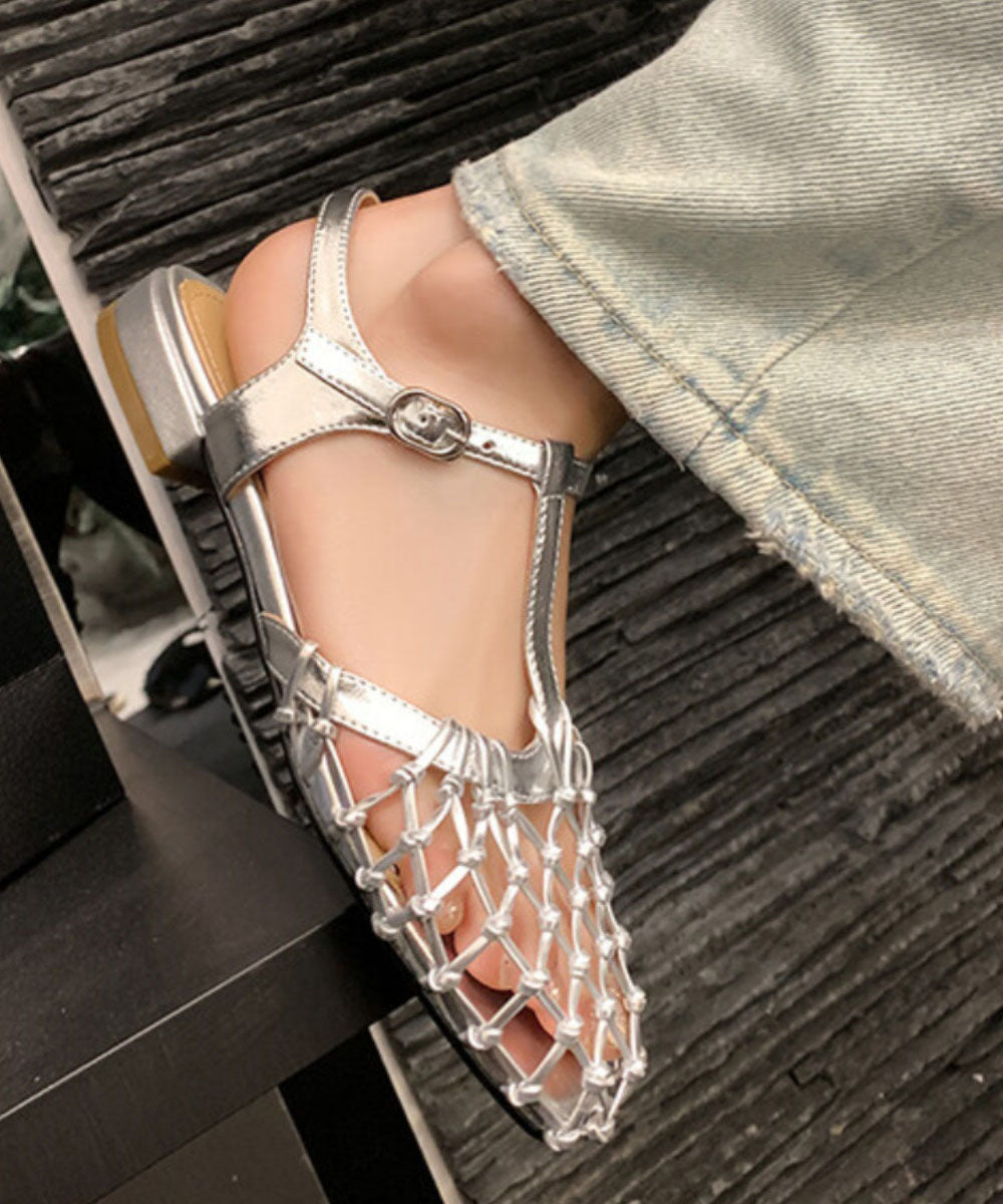 Neue französische Sandalen mit ausgehöhltem Schnallenriemen in Gold