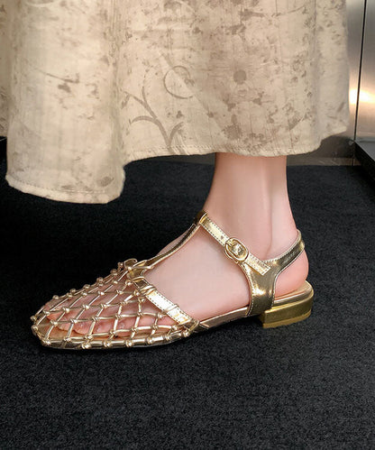 Neue französische Sandalen mit ausgehöhltem Schnallenriemen in Gold
