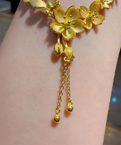 Nuevo collar con colgante de borla floral en plata de ley dorada