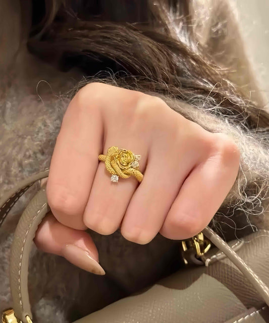 Neue Ringe aus vergoldetem Sterlingsilber mit Zirkonia und Schlangen- und Rosenmotiv