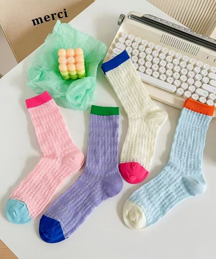 Neue atmungsaktive Mesh-Socken mit Hohlmuster, mittelhoch bis zur Wade