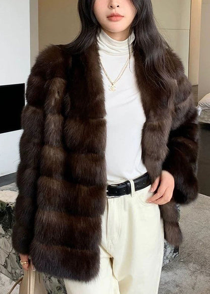 Nuevo abrigo de piel y cuello en V morado con bolsillos para invierno