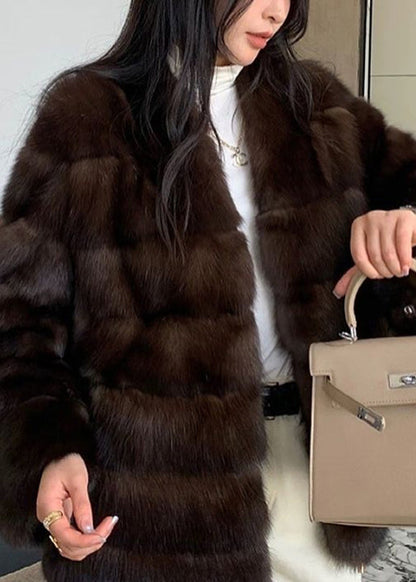 Nuevo abrigo de piel y cuello en V morado con bolsillos para invierno