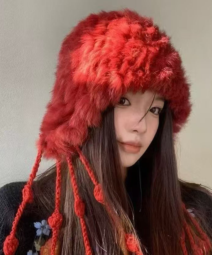 Nuevo gorro con borlas y protección para las orejas de punto de piel de conejo rojo