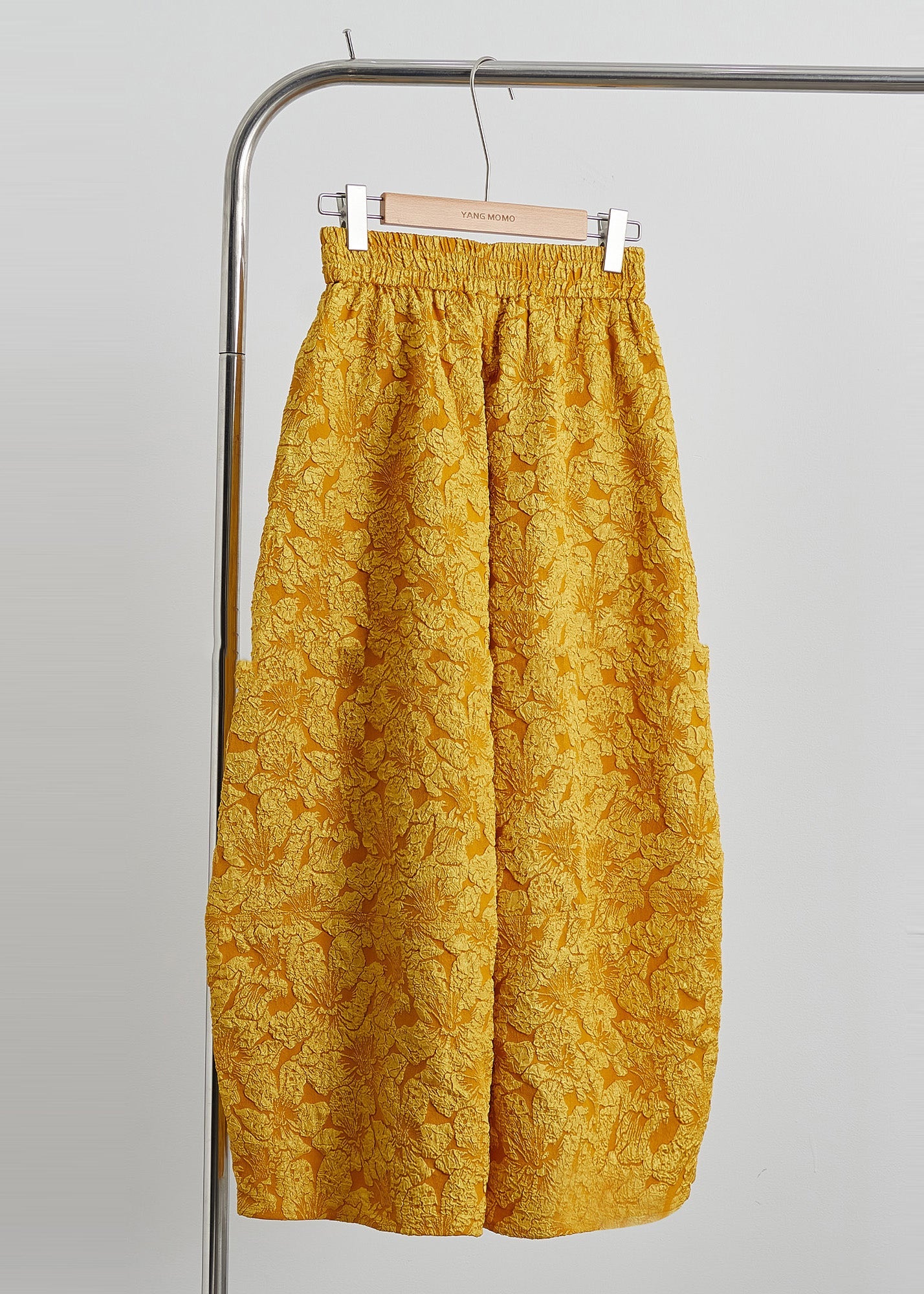 Neues Retro-Zweiteiler-Set aus goldener Jacquard-Seide, ärmellos