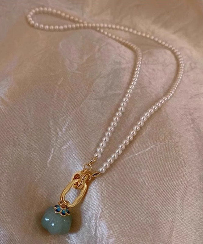 Neue Halskette mit Anhänger aus weißem Sterlingsilber mit Jade-Perle und Goldauflage