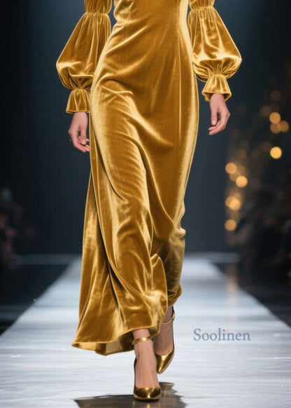 Neue gelbe Maxikleider aus Samt mit Rüschen und Patchwork-Design für den Frühling