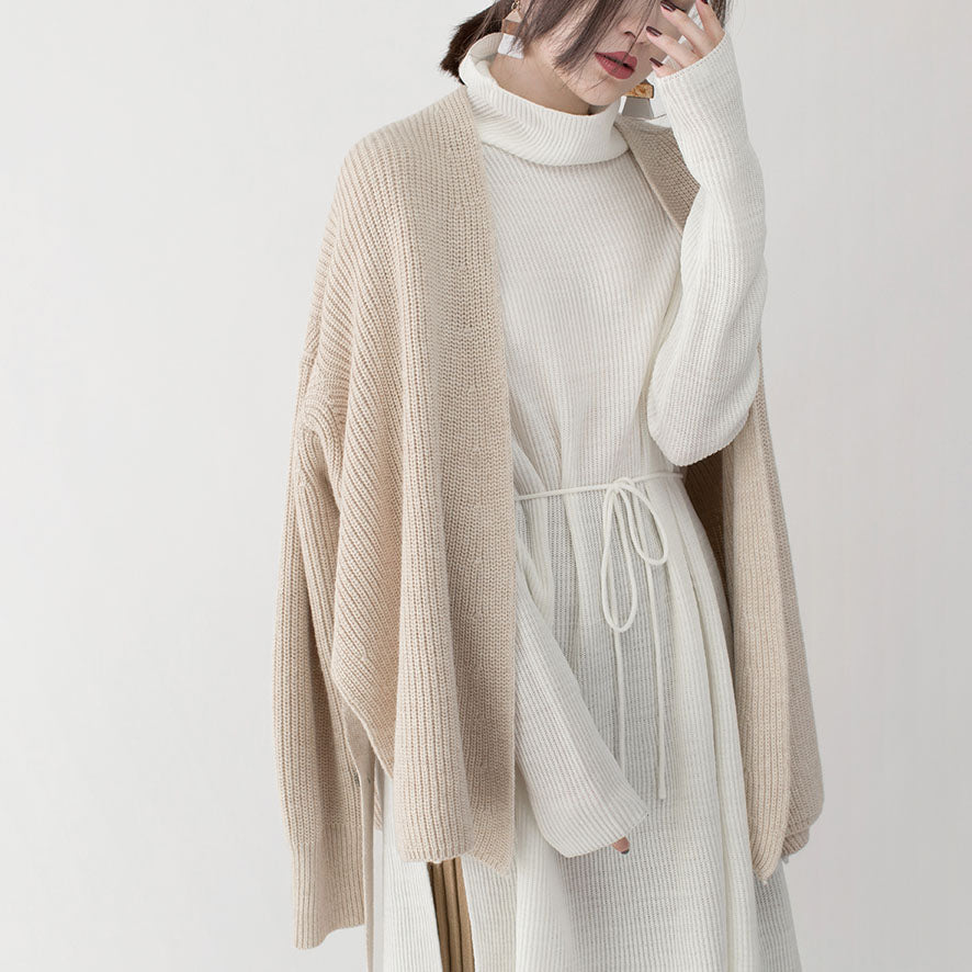 Neuer beigefarbener Winterpullover mit V-Ausschnitt und Bindegürtel, stricken, Sweat-Tops, lässiges Top