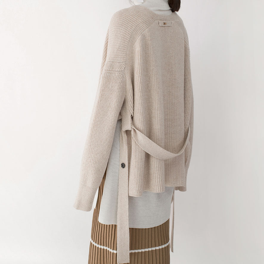 Neuer beigefarbener Winterpullover mit V-Ausschnitt und Bindegürtel, stricken, Sweat-Tops, lässiges Top