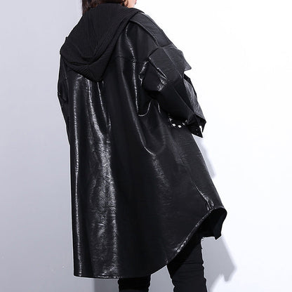 Neue schwarze Pu-Bluse Oversize-Reverskragen-Taschen-T-Shirt Eleganter Langarm-Pu-Mantel mit Nieten