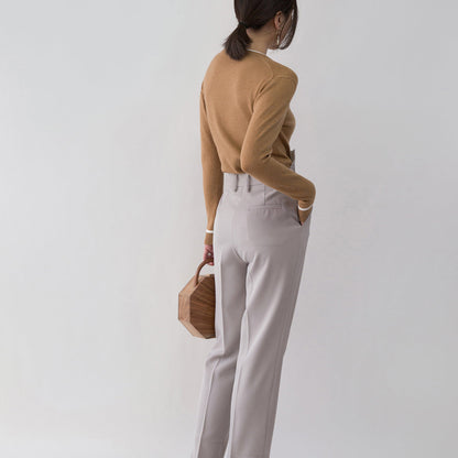 Neuer grauer gemütlicher Pullover Locker sitzende Pullover mit V-Ausschnitt Elegante Pullover mit seitlicher Öffnung