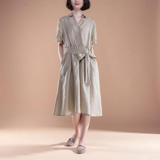 Neue Sommerkleider Locker sitzendes Kurzarm-Plissee-Gürtel-Sommer-Casual-Beige-Kleid