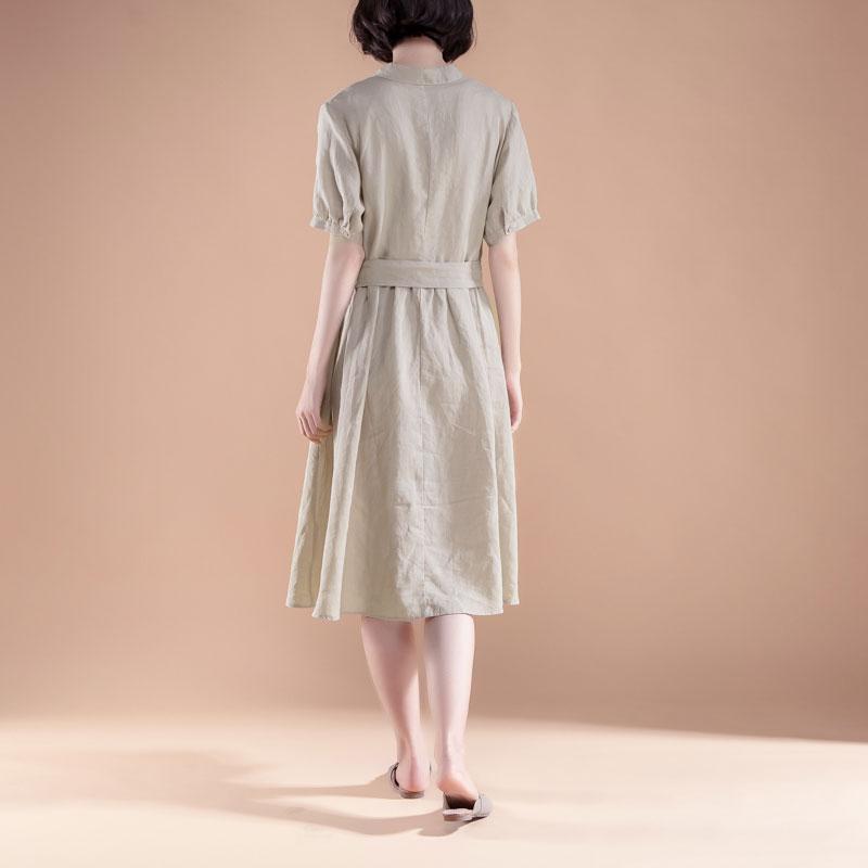 Neue Sommerkleider Locker sitzendes Kurzarm-Plissee-Gürtel-Sommer-Casual-Beige-Kleid