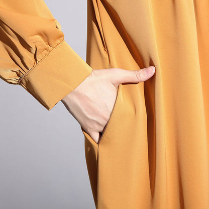 Neue gelbe Kaftane aus Seiden-Baumwoll-Mischgewebe in Übergröße, Stehkragen, Seiden-Baumwoll-Mischgewebe, Kleidung, Kleid mit feinen Taschen, geraffte Kaftane