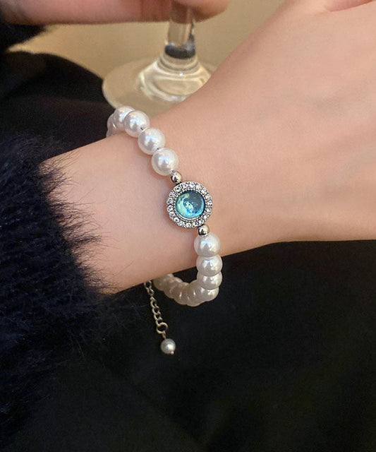 Neuartiges Armband mit Anhänger und Zirkonia-Perlen