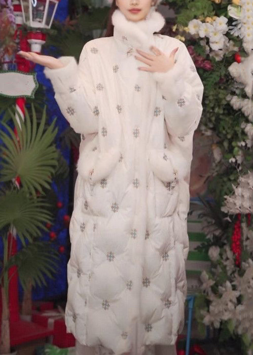 Orangefarbene Parkas mit Taschen, Kaninchenfell-Patchwork, Baumwollfüllung und Stickerei