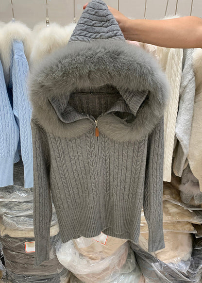 Winter-Strickjacke mit Kapuze und Pelzkragen aus Bio-Baumwolle in Dunkelgrau