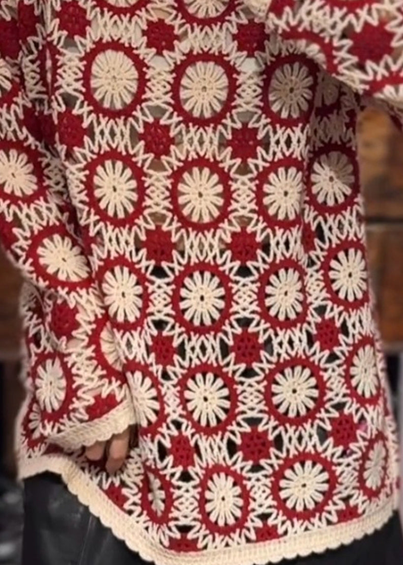 Suéteres de punto bordados con cuello redondo en rojo orgánico para primavera