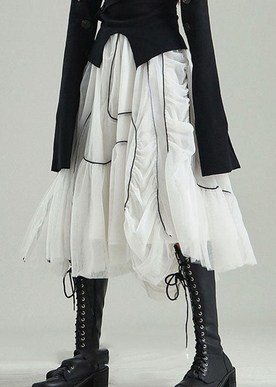 Bio-weißes, faltiges, asymmetrisches Design, Tüllröcke, Frühling