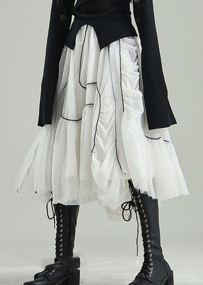 Bio-weißes, faltiges, asymmetrisches Design, Tüllröcke, Frühling