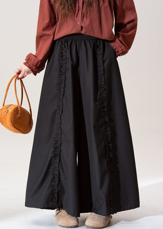 Falda pantalón de algodón liso con bolsillos negros y diseño original