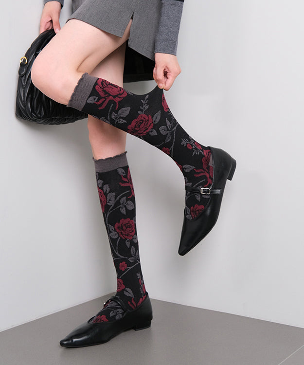 Calcetines por encima de la pantorrilla de algodón jacquard con diseño original de rosas negras