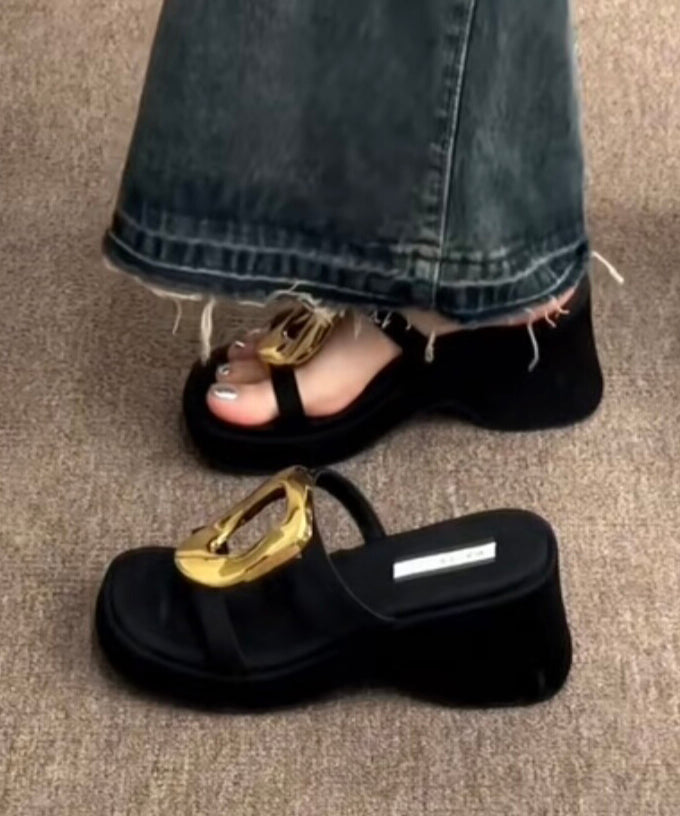Original Design Schwarze Sandalen mit Keilabsatz und Pailletten