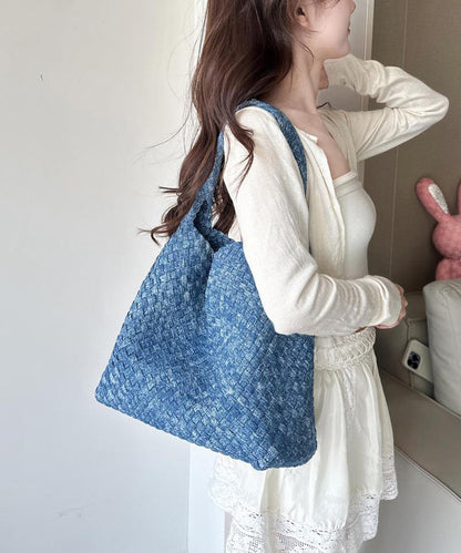 Bolso de hombro de gran capacidad en denim azul con diseño original