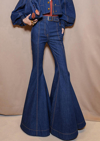 Pantalones vaqueros acampanados de cintura alta con bolsillos azules y diseño original para otoño.