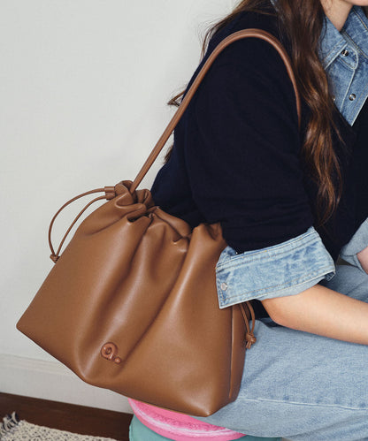 Original Design Brown Solid Durable Calf Leather Pouch Bag